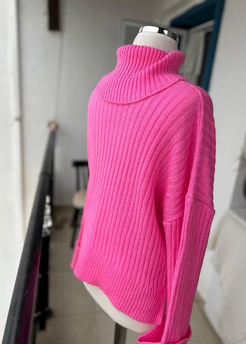 PEMBE BOĞAZLI ÖRGÜ KADIN KAZAK - Görsel 4