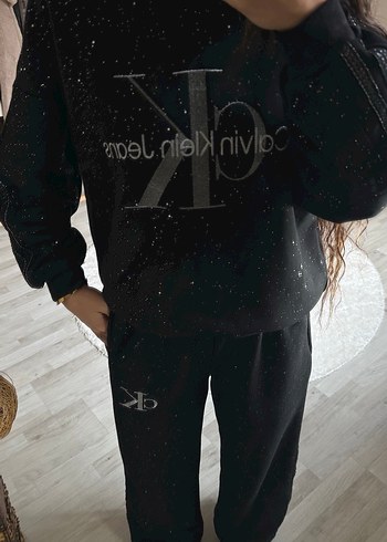 Kadın Siyah Pul Detaylı Calvin Clean Salaş Eşofman Takımı - Görsel 4