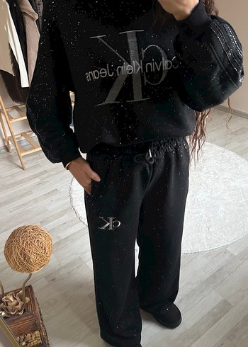 Kadın Siyah Pul Detaylı Calvin Clean Salaş Eşofman Takımı - Görsel 2