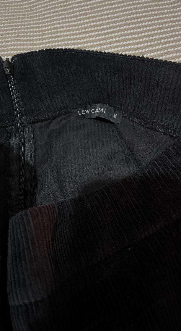 Siyah Kadın kadife piliseli Mini Etek - Görsel 3