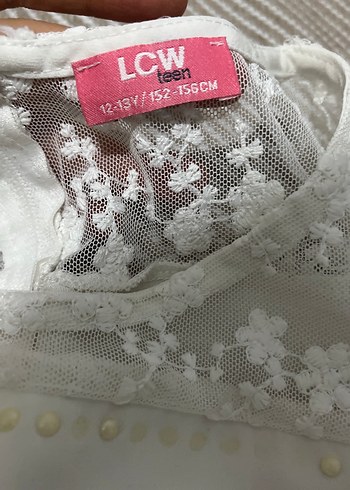 Kız Çocuk Beyaz Dantel İşlemeli Elbise - Görsel 5