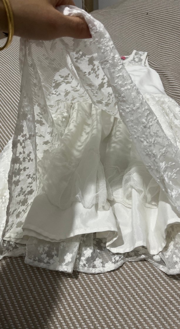 Kız Çocuk Beyaz Dantel İşlemeli Elbise - Görsel 2