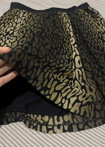 Kadın Altın Renkli Yılan Desenli Midi Etek - Görsel 2