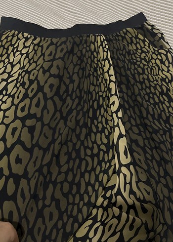 Kadın Altın Renkli Yılan Desenli Midi Etek - Görsel 3