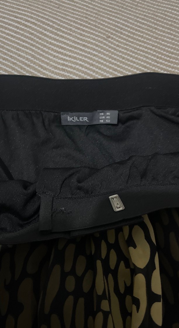 Kadın Altın Renkli Yılan Desenli Midi Etek - Görsel 5