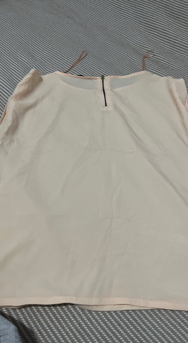 Yavru ağzı V Yakalı Kısa Kollu Kadın Bluz - Görsel 4