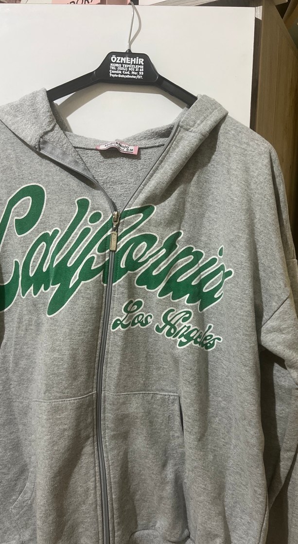 Gri Kapüşonlu Fermuarlı Sweatshirt - Görsel 2