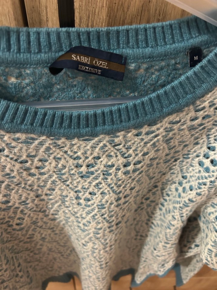 Yün Mavi Ekru Kadın Kazak - Görsel 2