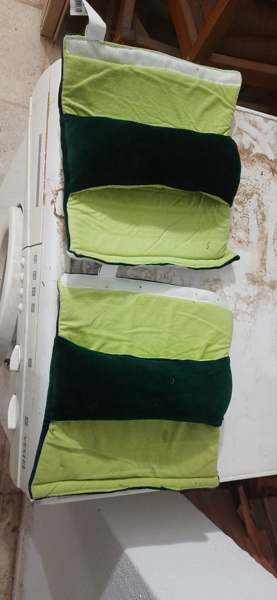 Parlak Yeşil Düz Yastık ve Kılıf Seti - Görsel 2