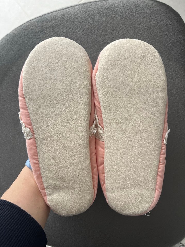 Dantel Detaylı Pembe Kadın Ev Terliği - Görsel 2