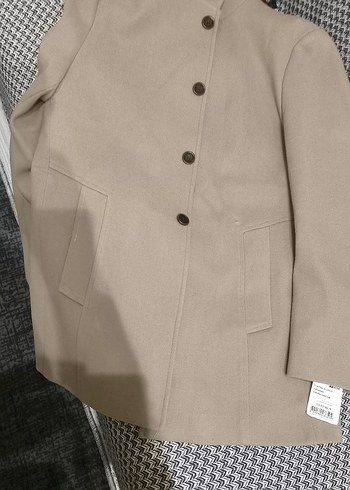 Düğmeli Bej erkek Kaban ML  BEDEN - Görsel 2