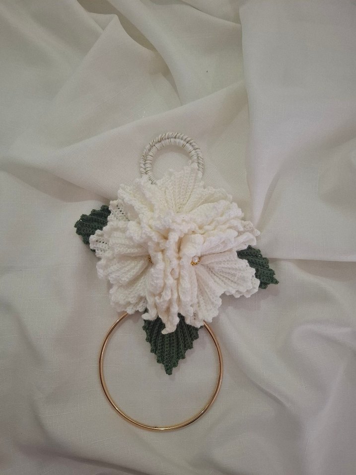 Beyaz Çiçekli kapı süsü modeli.. - Görsel 4