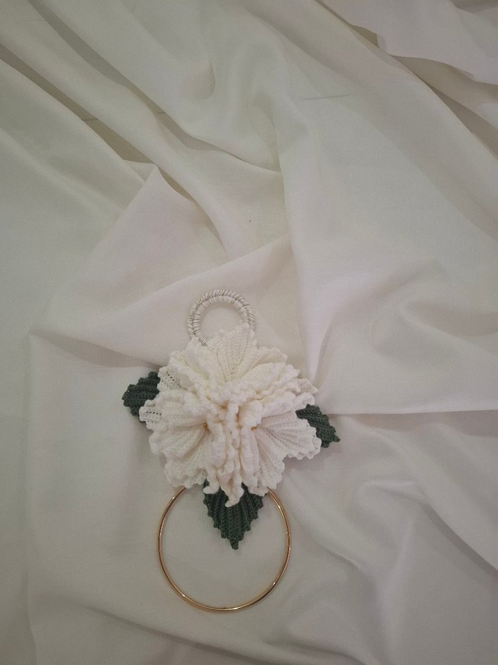 Beyaz Çiçekli kapı süsü modeli.. - Görsel 5