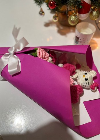 Amigurumi Hello Kitty ve Çiçek Buketi - Görsel 4