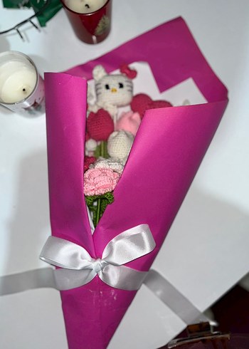 Amigurumi Hello Kitty ve Çiçek Buketi - Görsel 7
