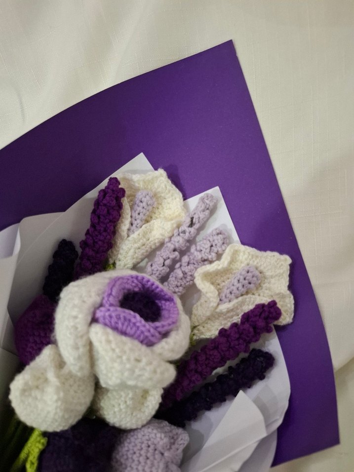 Mor Beyaz Örgü Bohem Çiçek Buketi - Görsel 3