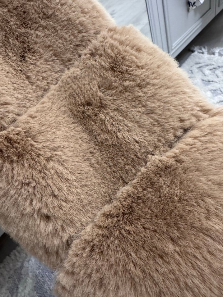 Bej peluş suni kürk-pierre cardin - Görsel 5