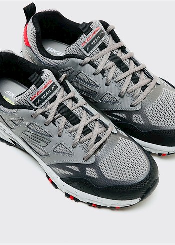 Skechers 42.5