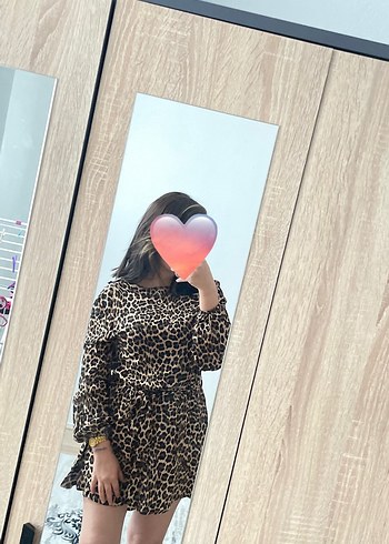 Leopar Desenli kadın mini şortlu elbise - Görsel 2