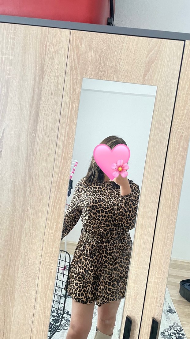 Leopar Desenli kadın mini şortlu elbise - Görsel 3