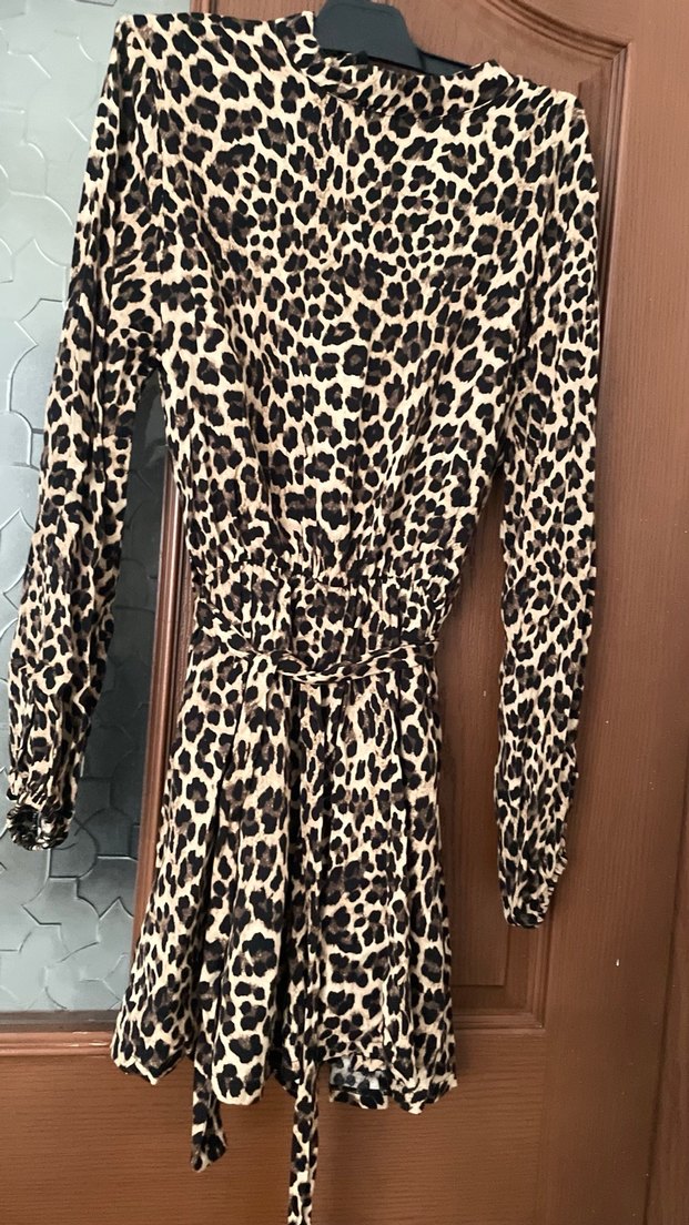 Leopar Desenli kadın mini şortlu elbise - Görsel 4