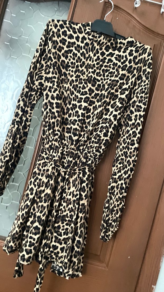 Leopar Desenli kadın mini şortlu elbise - Görsel 5