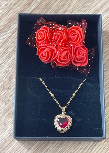 Renkli Taşlı Kısa Kalp Kolye - Görsel 2