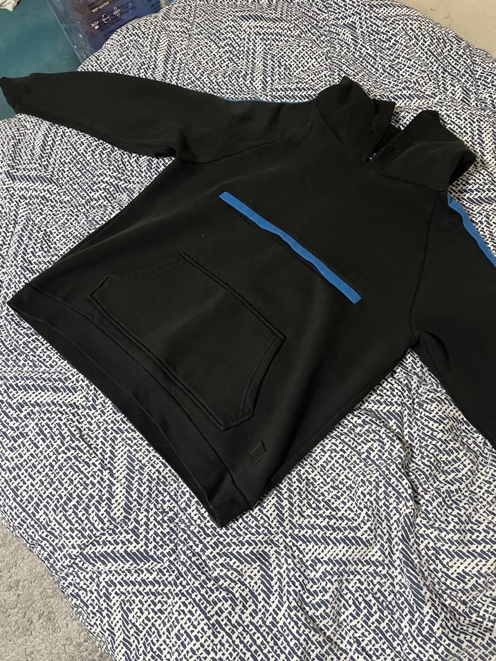 Siyah Kapüşonlu Sweatshirt  Mavi Detaylı | Rahat Kesim - Görsel 2