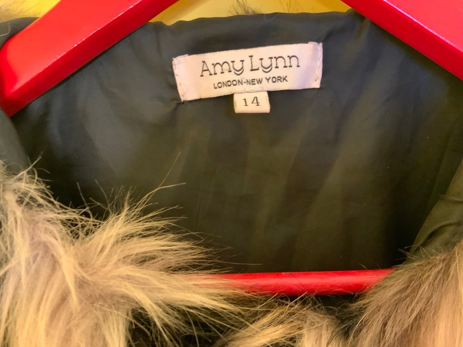 Amy Lynn faux fur jacket  purchased in London (UK 14) - Görsel 4