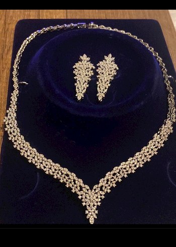 Diger Altın Renkli İşlemeli Takı Seti