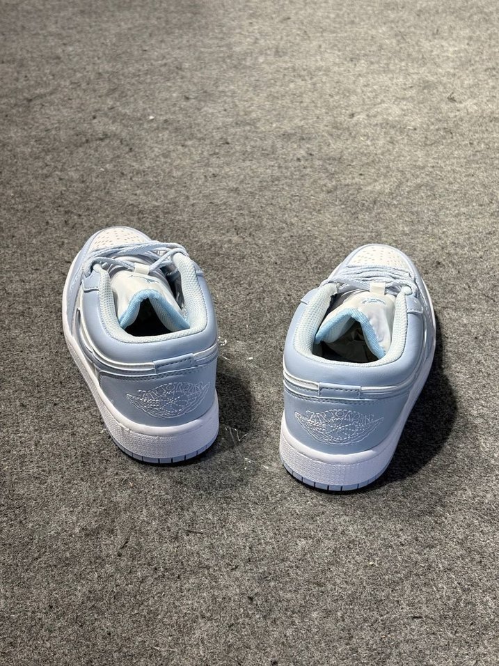 Beyaz Gri Stiletto Topuklu Kadın Spor Ayakkabı - Görsel 4