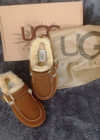 Ugg Australia Kahverengi Peluslu Rahat Terlik