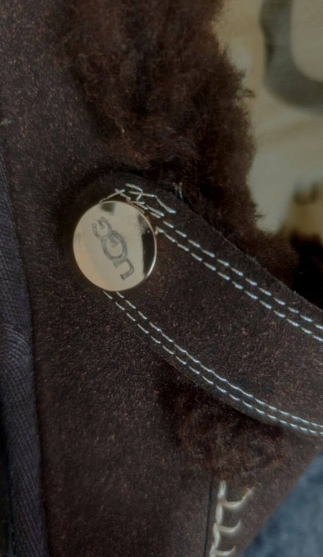 UGG Kahverengi Süet Terlik — görsel 4/6