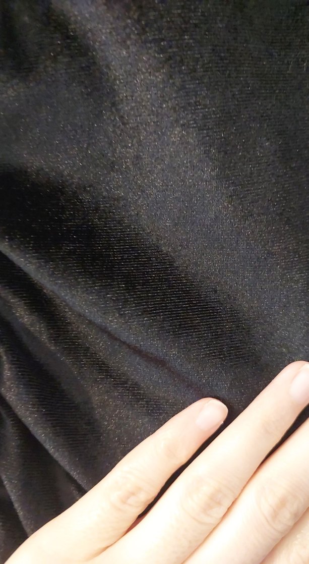 Uzun Kollu Siyah Midi V Yaka Gotik Kadife Elbise - Görsel 3