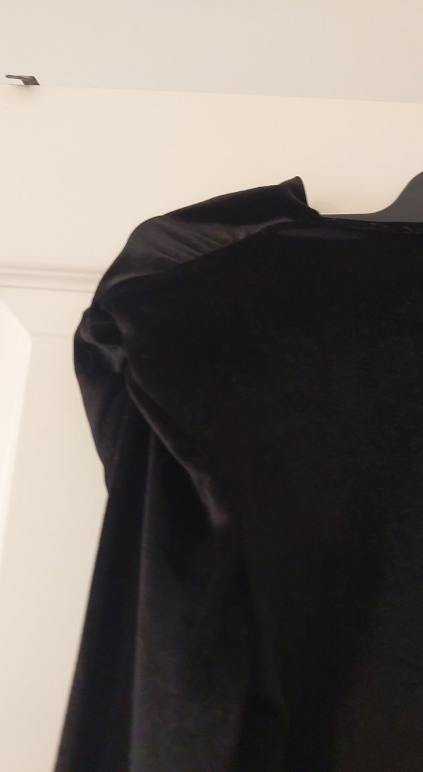 Uzun Kollu Siyah Midi V Yaka Gotik Kadife Elbise - Görsel 5