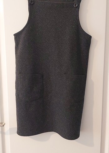 Kızlar için Siyah Yün Düğmeli Askılı Elbise - Görsel 5