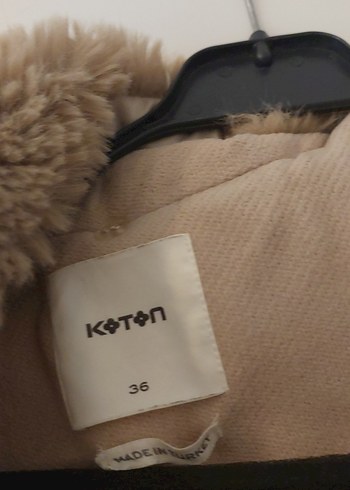 Kürk Yaka Detaylı Bej Kaban - Görsel 5