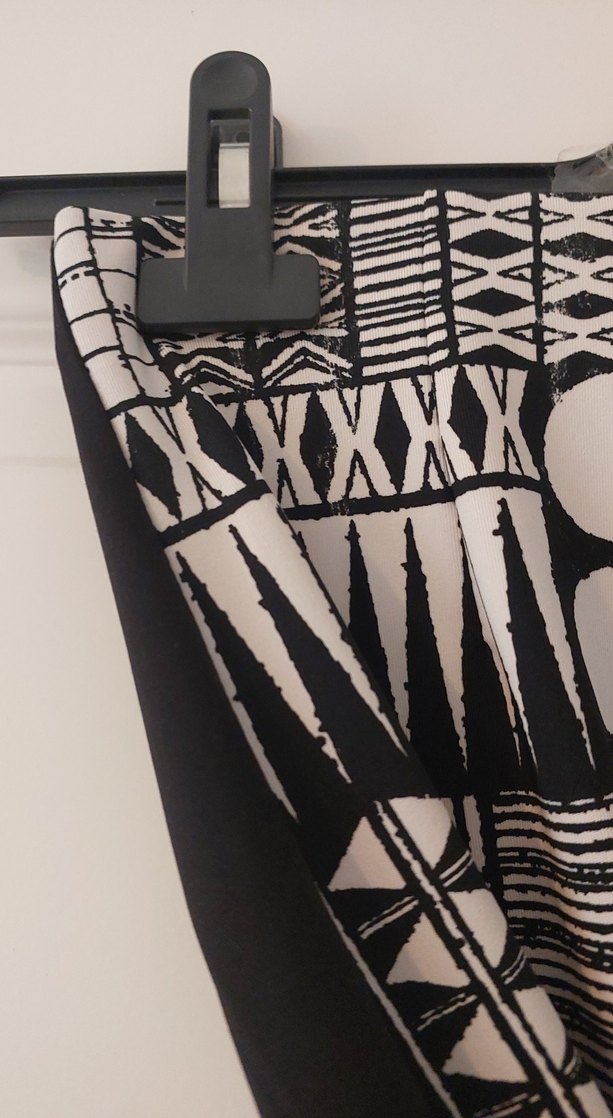 Siyah desenli kalem etek - Görsel 4