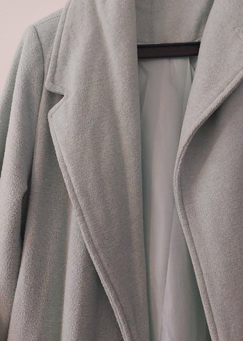 Açık Yeşil Uzun Kaban - Görsel 3