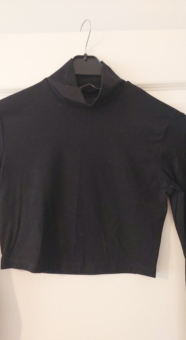 Yüksek Yakalı Siyah Sırt dekolteli Kadın Bluz - Görsel 5