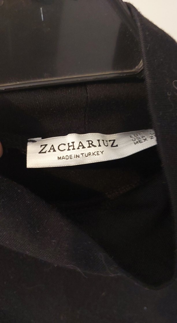 Yüksek Yakalı Siyah Sırt dekolteli Kadın Bluz - Görsel 4