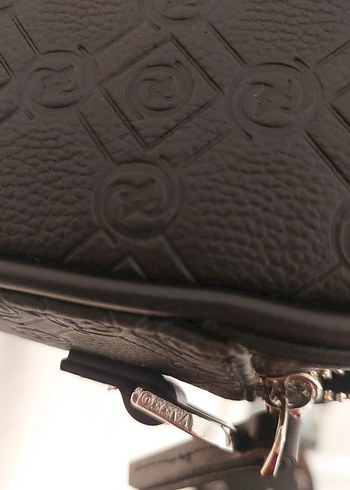 Siyah Deri Kadın Çanta - Minimalist Şıklık - Görsel 5