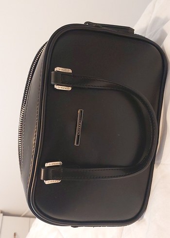 Siyah Deri Kadın Çanta - Minimalist Şıklık - Görsel 2