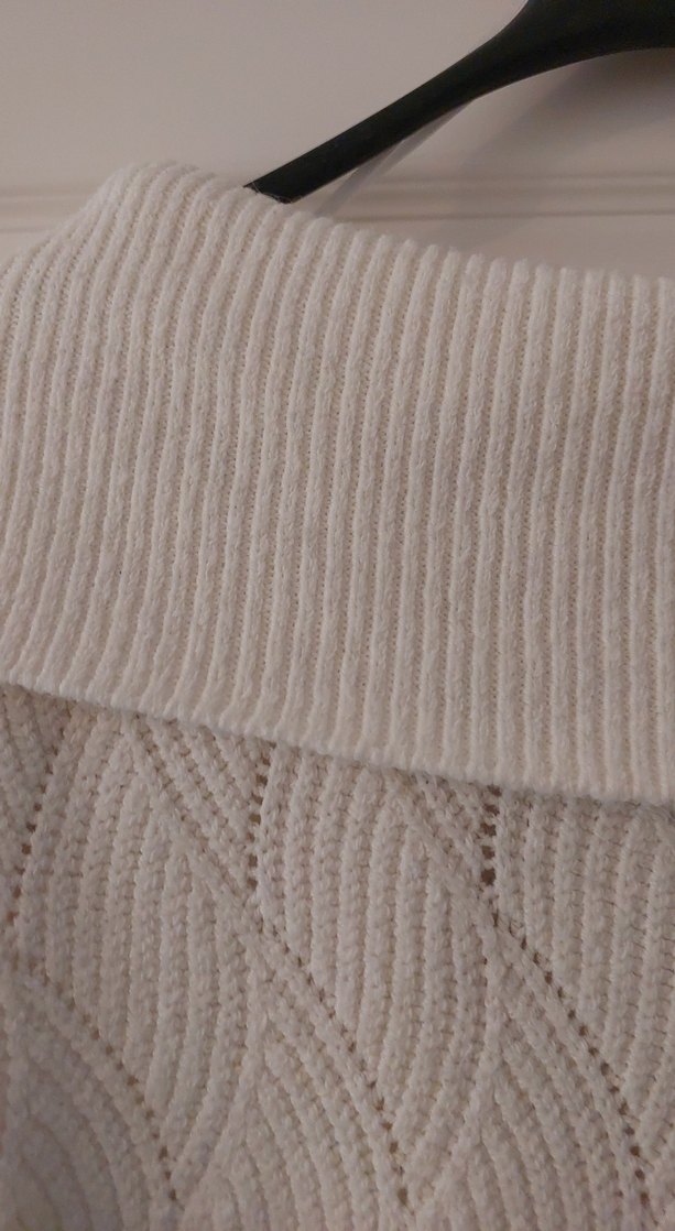 Kadın Beyaz Triko Kayık Yaka Kazak - Görsel 3