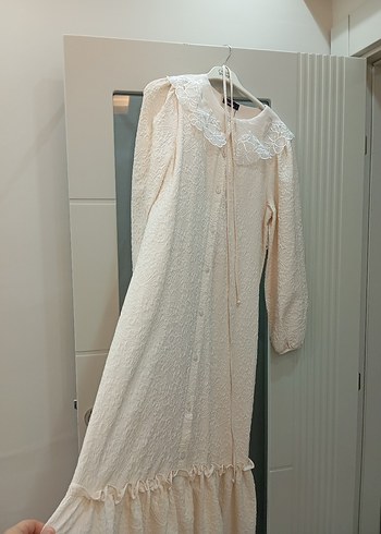 Dantel Yakalı Beyaz Uzun Keten Elbise - Görsel 2