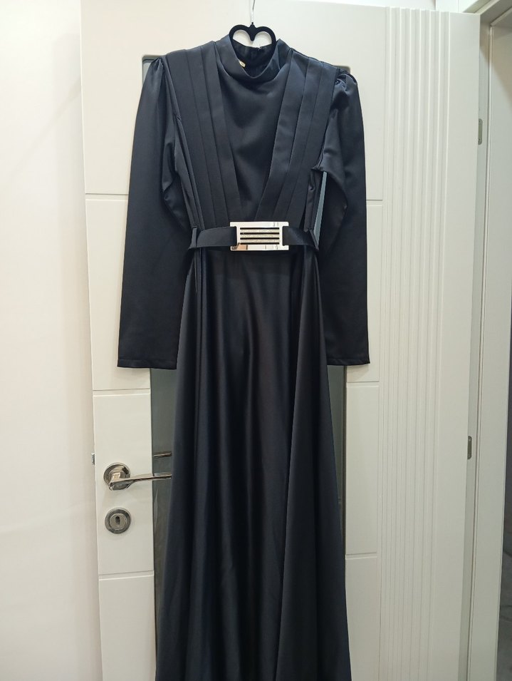 Kemerli Siyah Uzun Kadın Elbise - Görsel 2