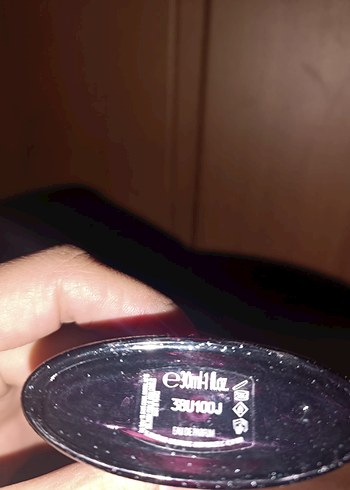 Kadın Parfümü Yves Saint Laurent Black Opium - Görsel 2