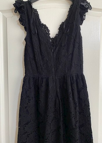 Dantel Detaylı Siyah Kısa V Yaka Elbise - Görsel 2