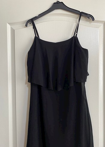 Siyah Kısa Askılı Fırfırlı Elbise - Görsel 2