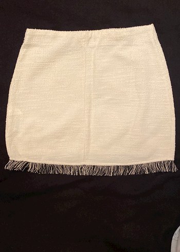 Püsküllü Beyaz Mini Etek - Görsel 2